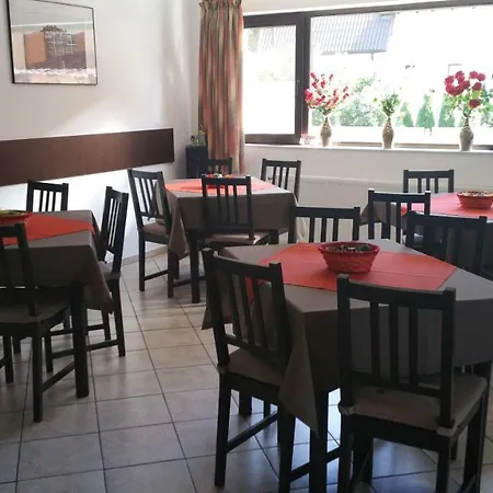 Rosenville Rîşnov
